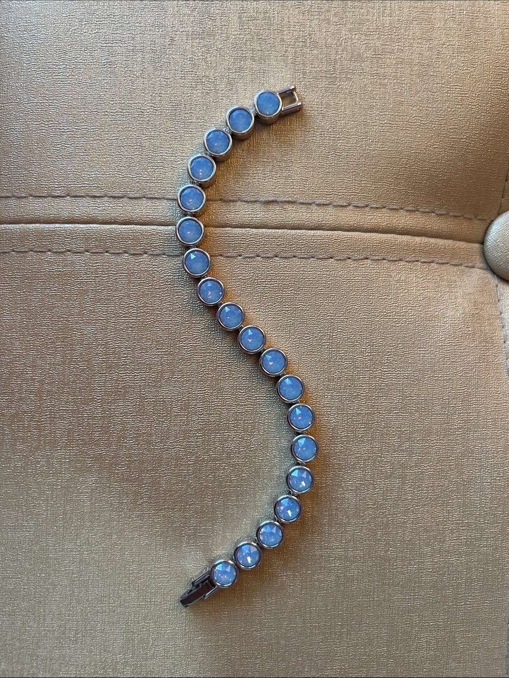 Touchstone Crystal by Swarovski Ice Bracelet Ocean Delite